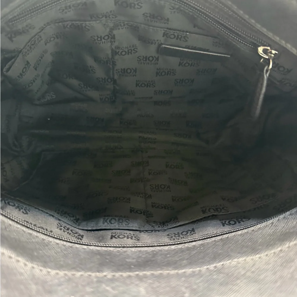 Michael Kors Jet Set Large Signature Logo Shoulder Bag - Picture 9 of 9